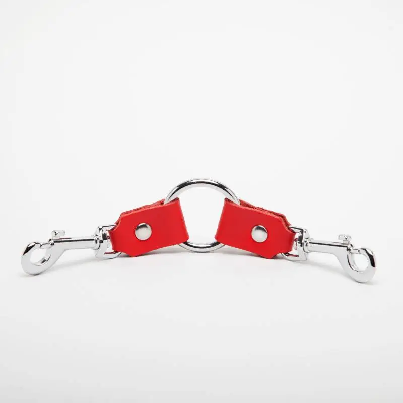 ANNEAU 2 MOUSQUETONS CUIR ROUGE