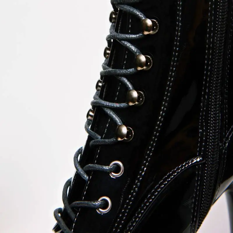 BOTTINES VINYLE NOIR PLATE FORME LACET – Image 2