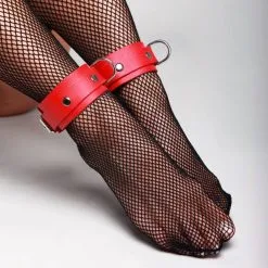 CHEVILLERES CUIR ROUGE FIN BASIC