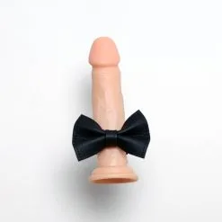 Cockring Cuir Noeud Papillon (10-18cm)