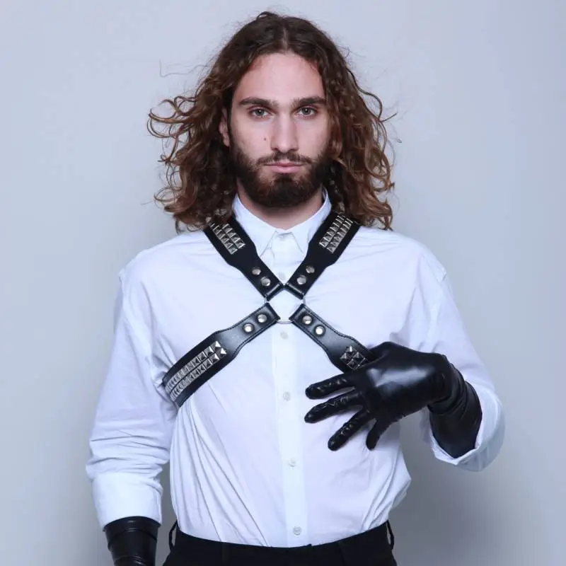 HARNAIS EN CROIX AVEC CLOUS T.U – Image 2