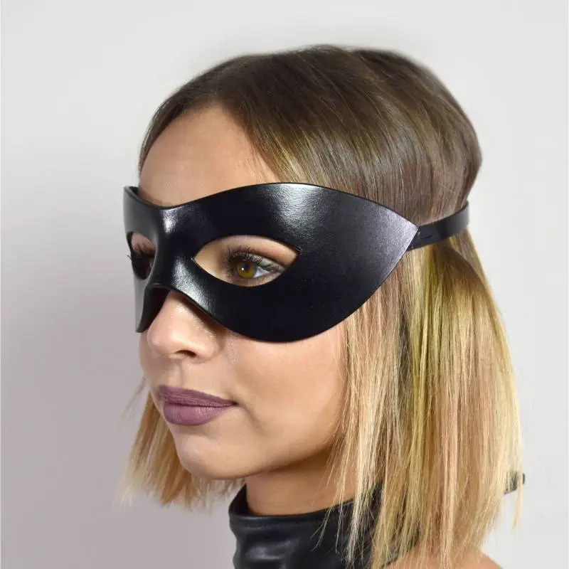 MASQUE SIMILI-CUIR NOIR – Image 3