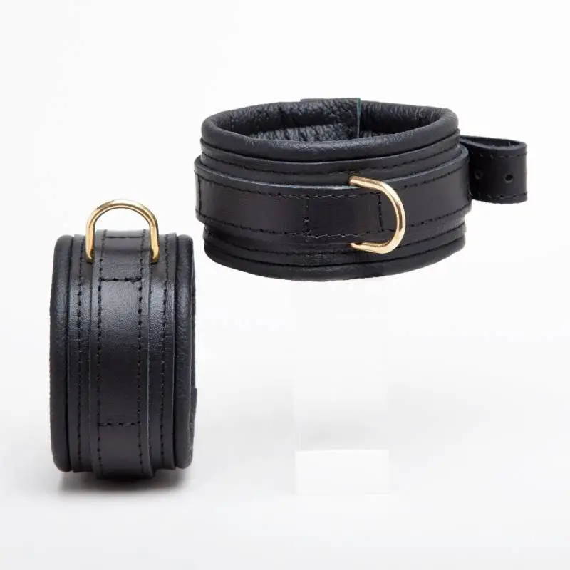 COLLECTION DEMONIA MENOTTES CHEVILLES CUIR NOIR ANNEAU DORE – Image 2