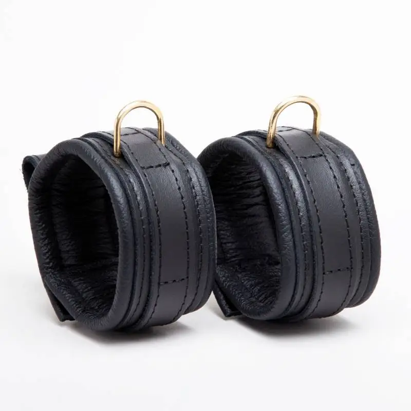 COLLECTION DEMONIA MENOTTES CHEVILLES CUIR NOIR ANNEAU DORE – Image 8