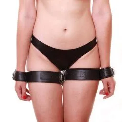 COLLECTION DEMONIA MENOTTES CONTRAINTE CUIR CUISSE / POIGNET